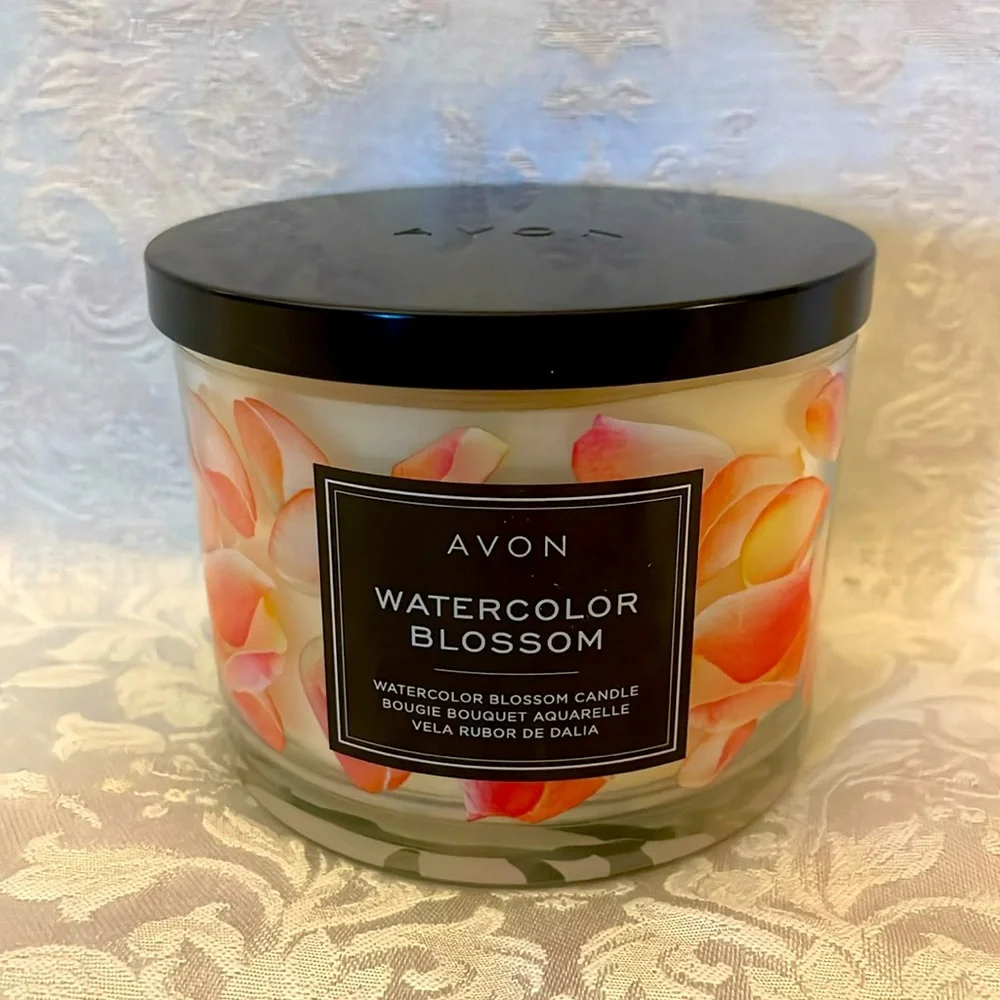 NWT Avon Watercolor Blossom Candle - Cream & Pink.  Discontinued. - Picture 2 of 3